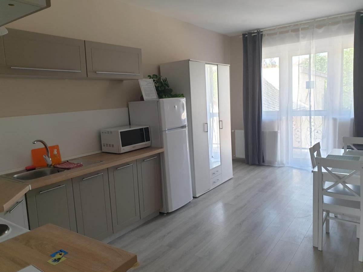 Chill House Apartman Eger Exteriör bild